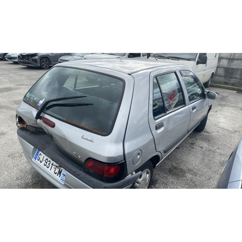 Vitre arriere gauche RENAULT CLIO 1 Photo n°16