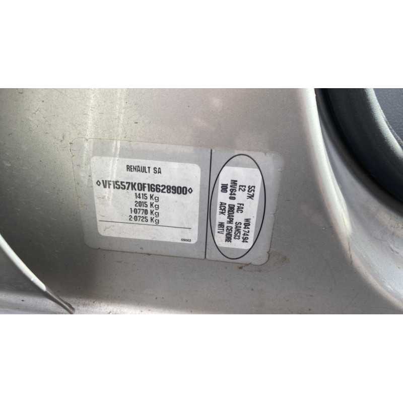 Vitre arriere gauche RENAULT CLIO 1 Photo n°20