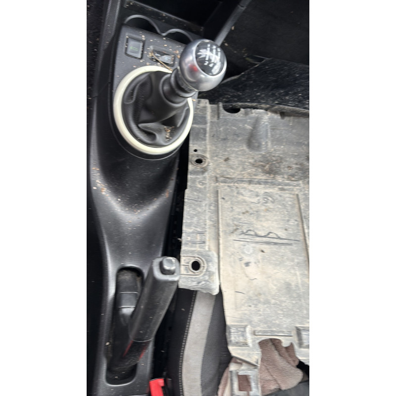 Renfort pare choc arriere (traverse) RENAULT TWINGO 3 Photo n°18