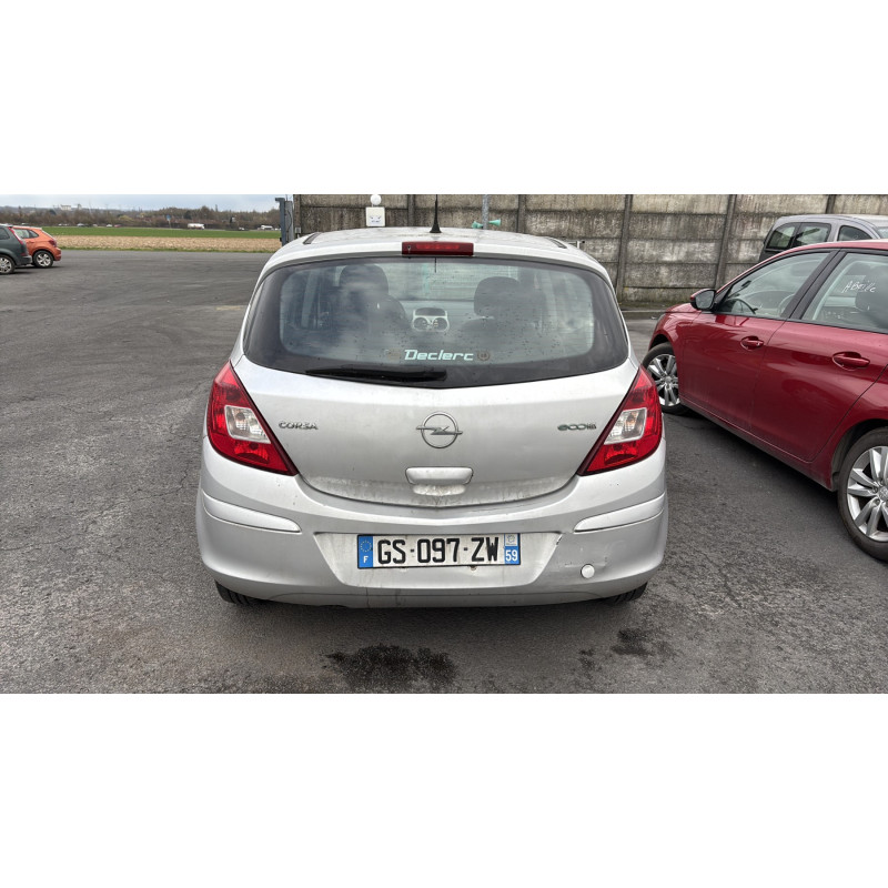 Moteur OPEL CORSA D Photo n°13