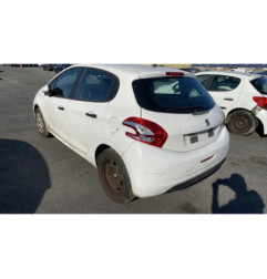 Pare choc arriere PEUGEOT 208 1