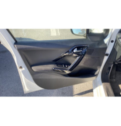 Pare choc arriere PEUGEOT 208 1