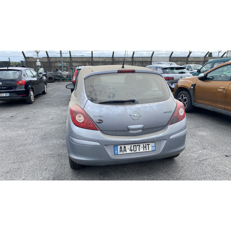Moteur OPEL CORSA D Photo n°9