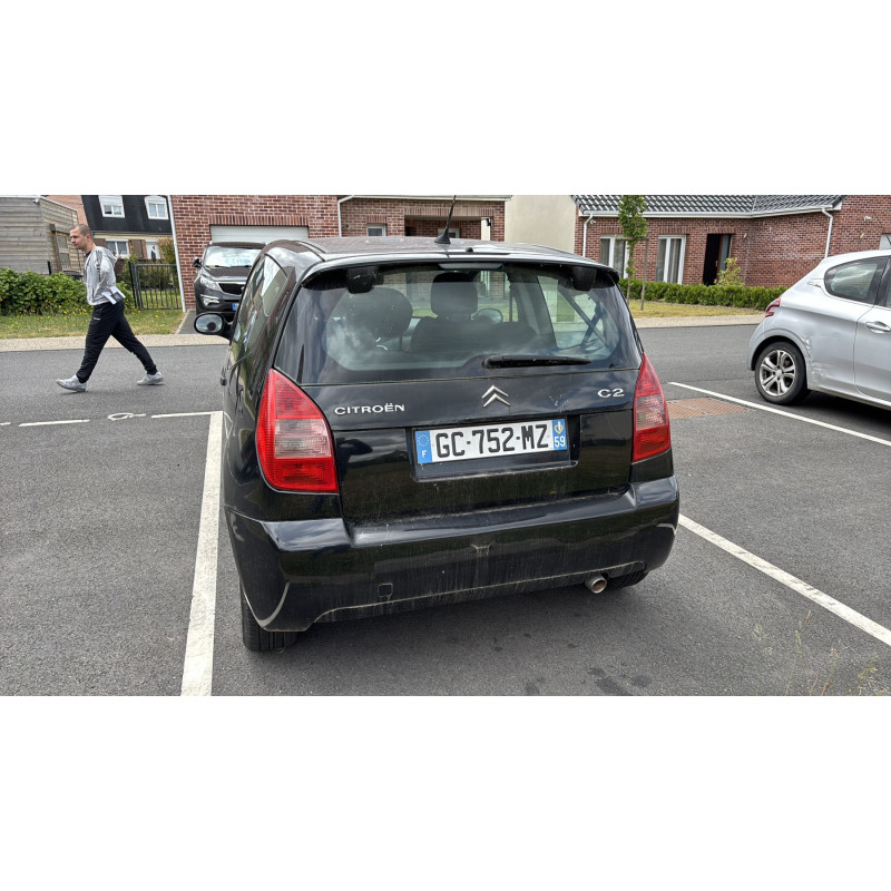 Vitre avant gauche CITROEN C2 Photo n°8