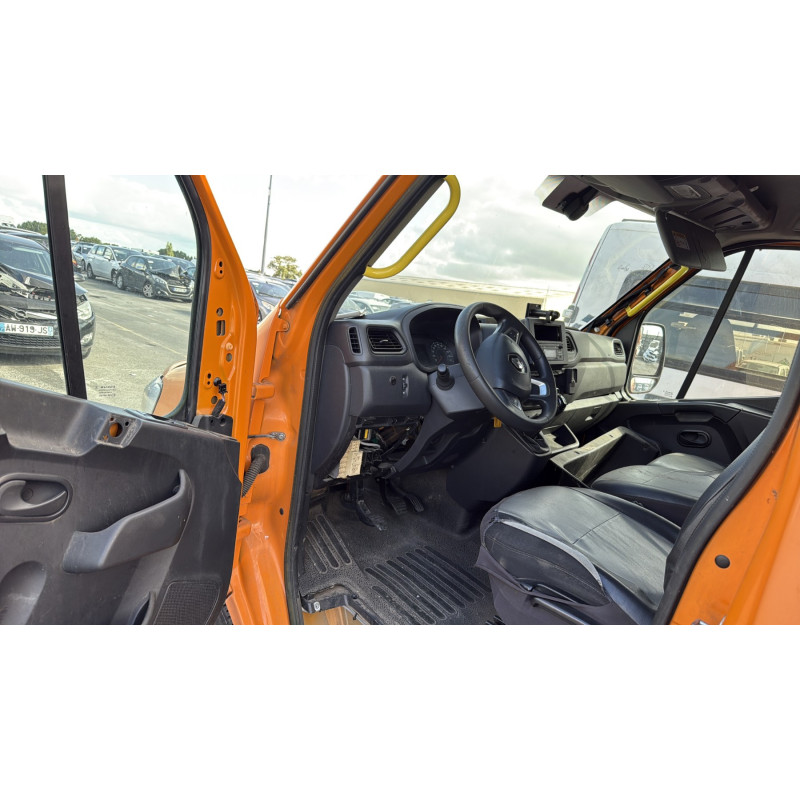 Compresseur clim RENAULT MASTER 3 Photo n°9