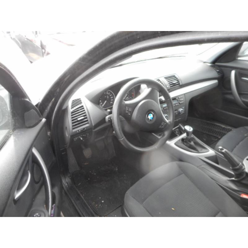 Boite a gants BMW SERIE 1 E87 Photo n°9
