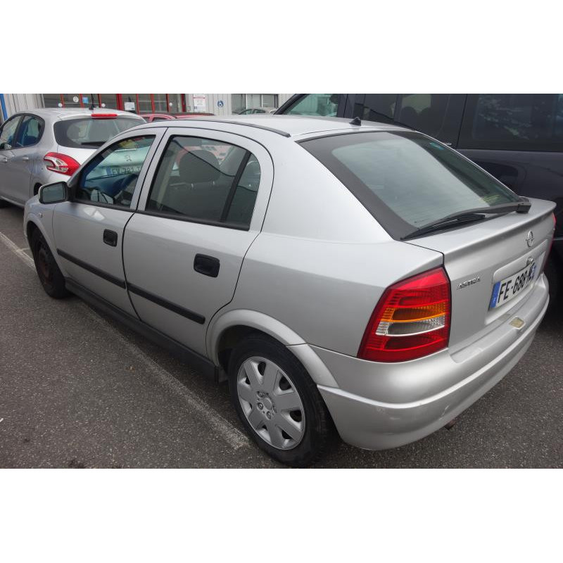 Compresseur clim OPEL ASTRA G Photo n°8