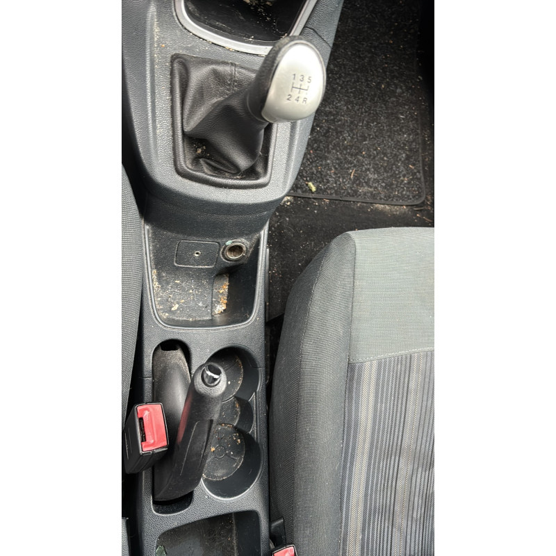 Poignee porte avant gauche FORD FIESTA 6 Photo n°18