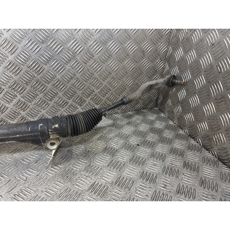 Cremaillere assistee TOYOTA VERSO Photo n°1