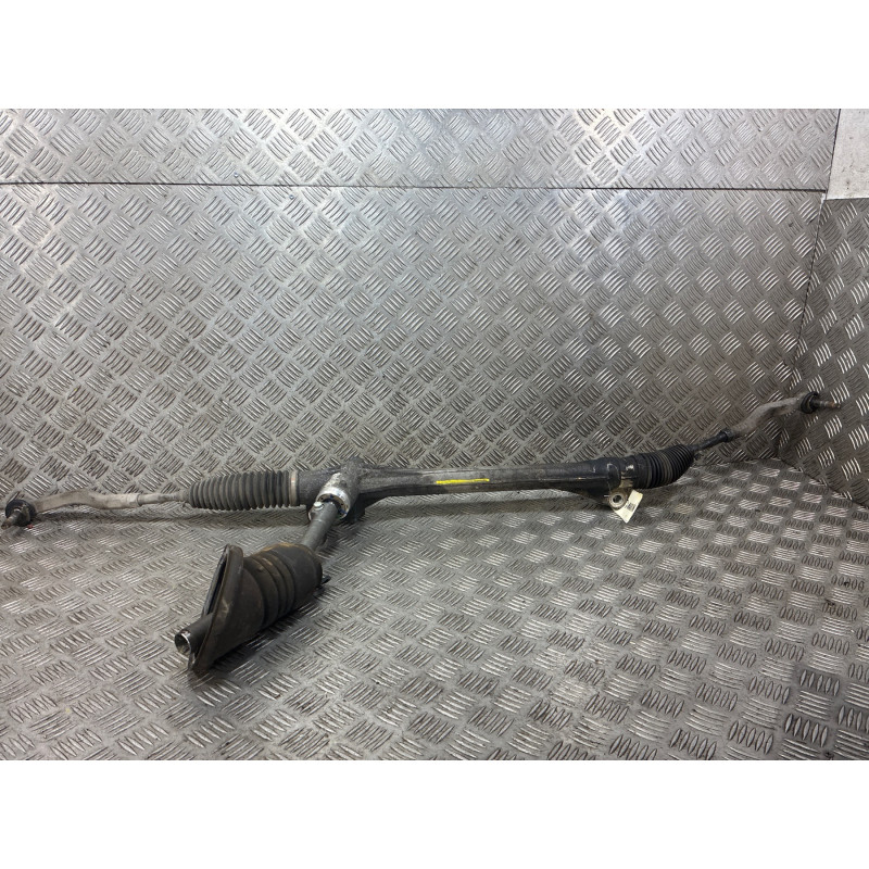 Cremaillere assistee TOYOTA VERSO Photo n°2