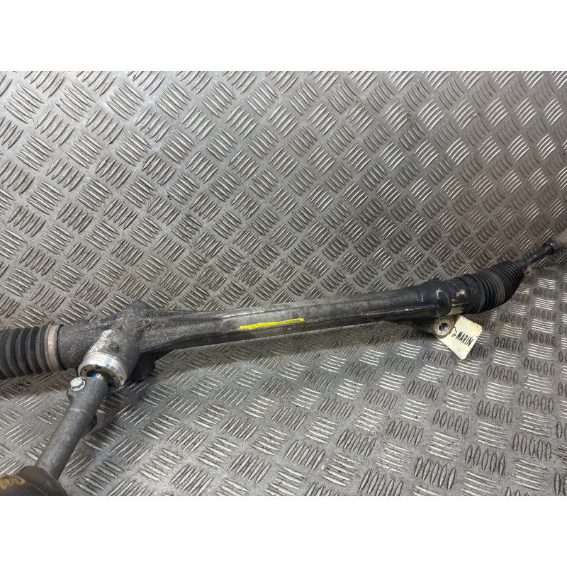 Cremaillere assistee TOYOTA VERSO Photo n°3