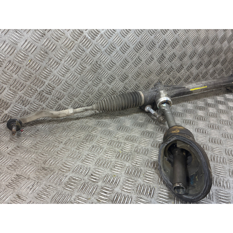Cremaillere assistee TOYOTA VERSO Photo n°4