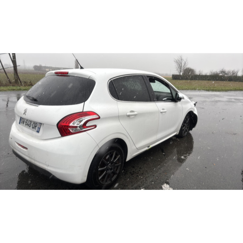 Cremaillere assistee PEUGEOT 208 1 Photo n°9