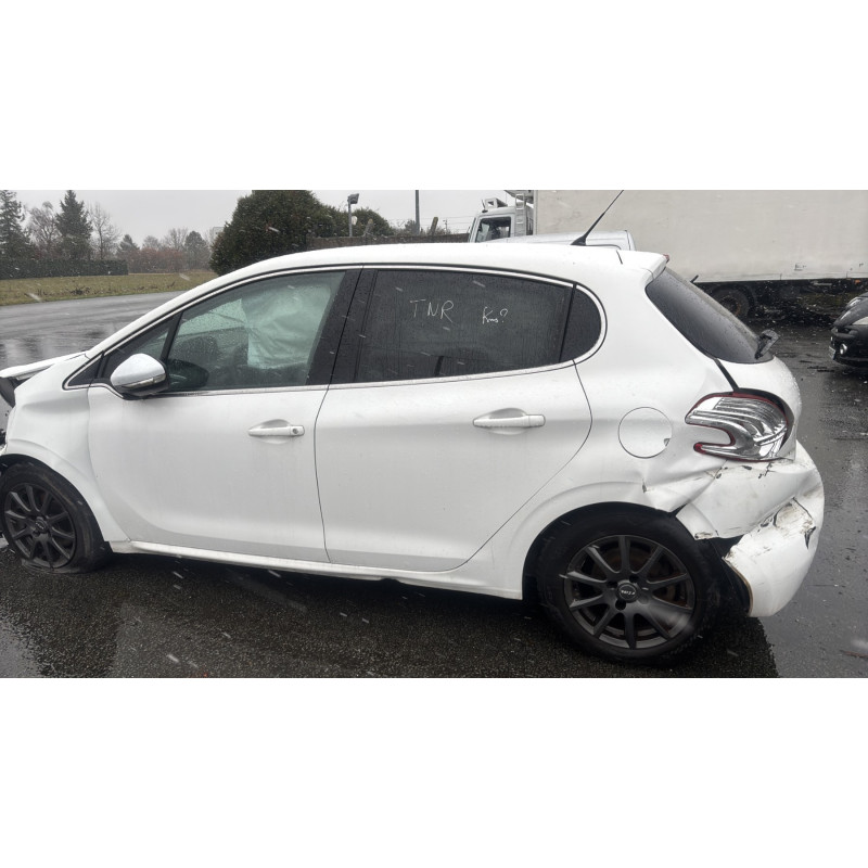 Cremaillere assistee PEUGEOT 208 1 Photo n°12