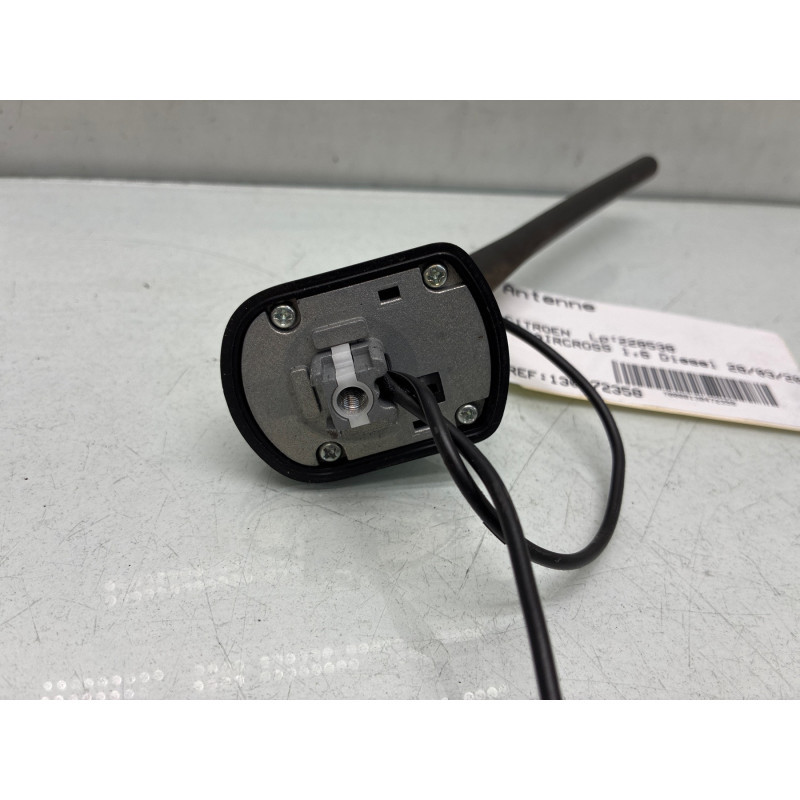 Antenne CITROEN C4 AIRCROSS Photo n°1