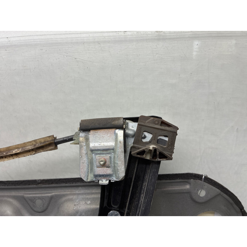 Leve vitre electrique avant gauche VOLKSWAGEN GOLF 4 Photo n°3