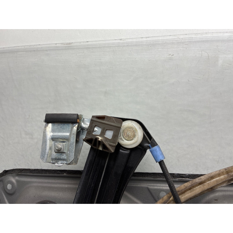 Leve vitre electrique avant gauche VOLKSWAGEN GOLF 4 Photo n°5