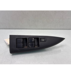 Interrupteur de leve vitre avant gauche NISSAN NOTE 1