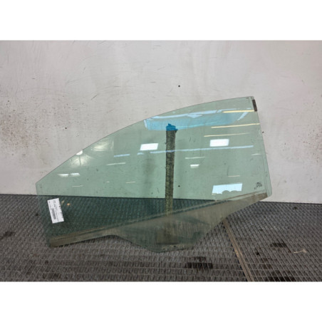 Vitre avant gauche FORD KA 2 Photo n°1