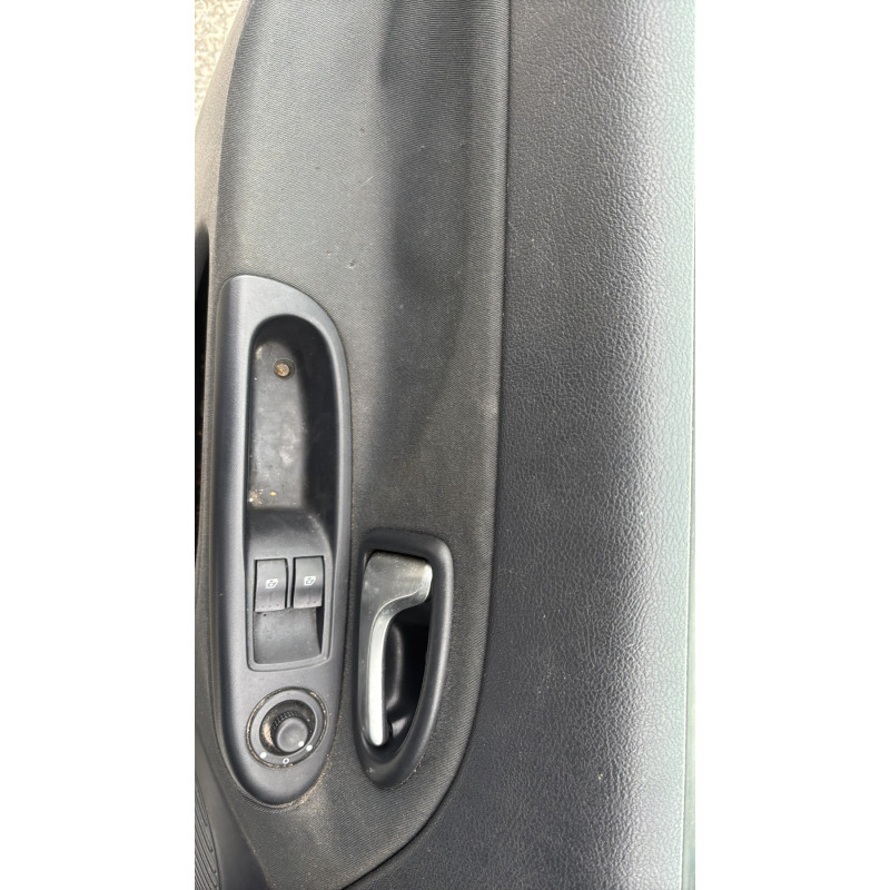Leve vitre electrique avant droit RENAULT CLIO 2 Photo n°15