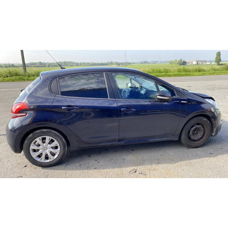 Leve vitre electrique avant gauche PEUGEOT 208 1 Photo n°11