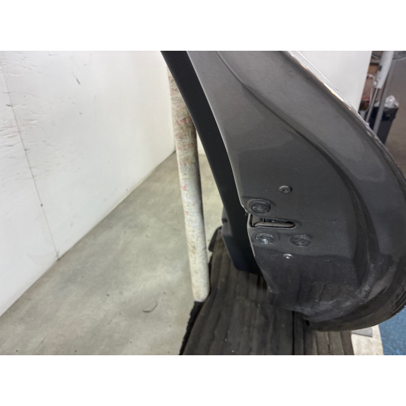 Porte arriere droit RENAULT CLIO 4 Photo n°1