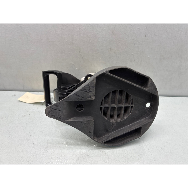Treuil de roue de secours RENAULT CLIO 4 Photo n°3