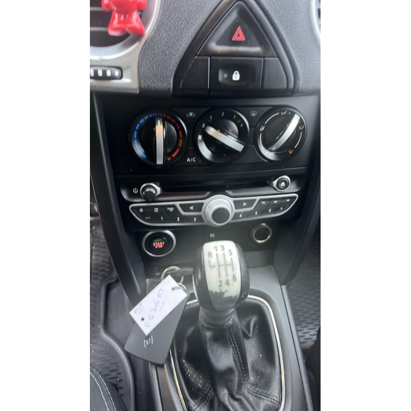 Attache ceinture avant droit RENAULT KOLEOS 1 Photo n°19