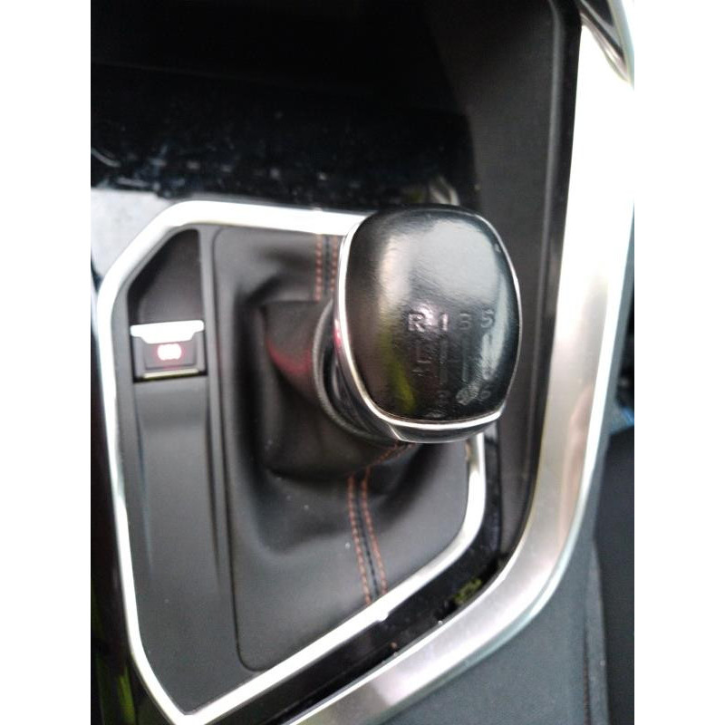 Ecran GPS PEUGEOT 3008 2 Photo n°18