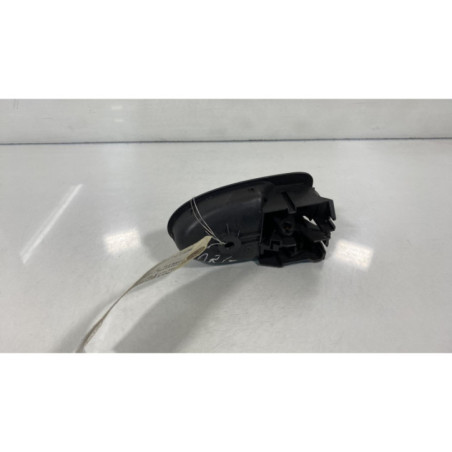 Poignee interieur arriere gauche TOYOTA YARIS 2 Photo n°1