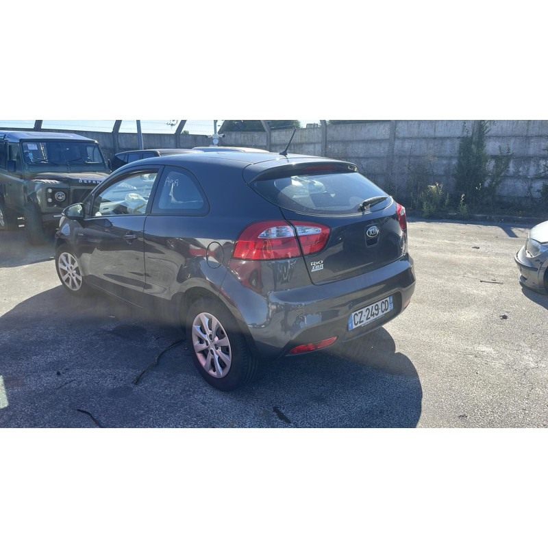 Capot KIA RIO 3 Photo n°18