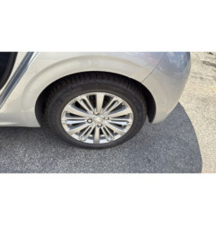 Attelage (boule de remorquage) PEUGEOT 208 1