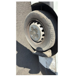 Pivot de moyeu avant droit RENAULT MASTER 3