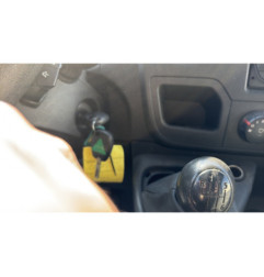 Pivot de moyeu avant droit RENAULT MASTER 3