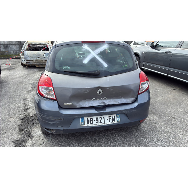 Tambour arriere droit RENAULT CLIO 3 Photo n°10