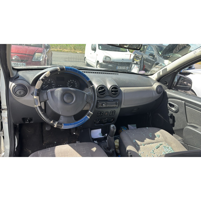 Porte avant gauche DACIA SANDERO 1 Photo n°18