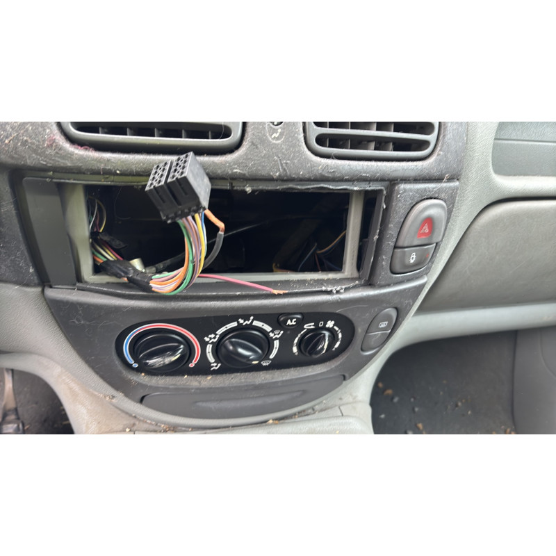 Neiman RENAULT SCENIC 1 Photo n°20