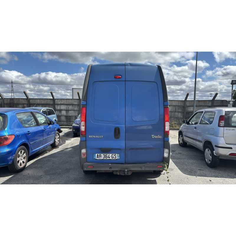 Compresseur clim RENAULT TRAFIC 2 Photo n°10