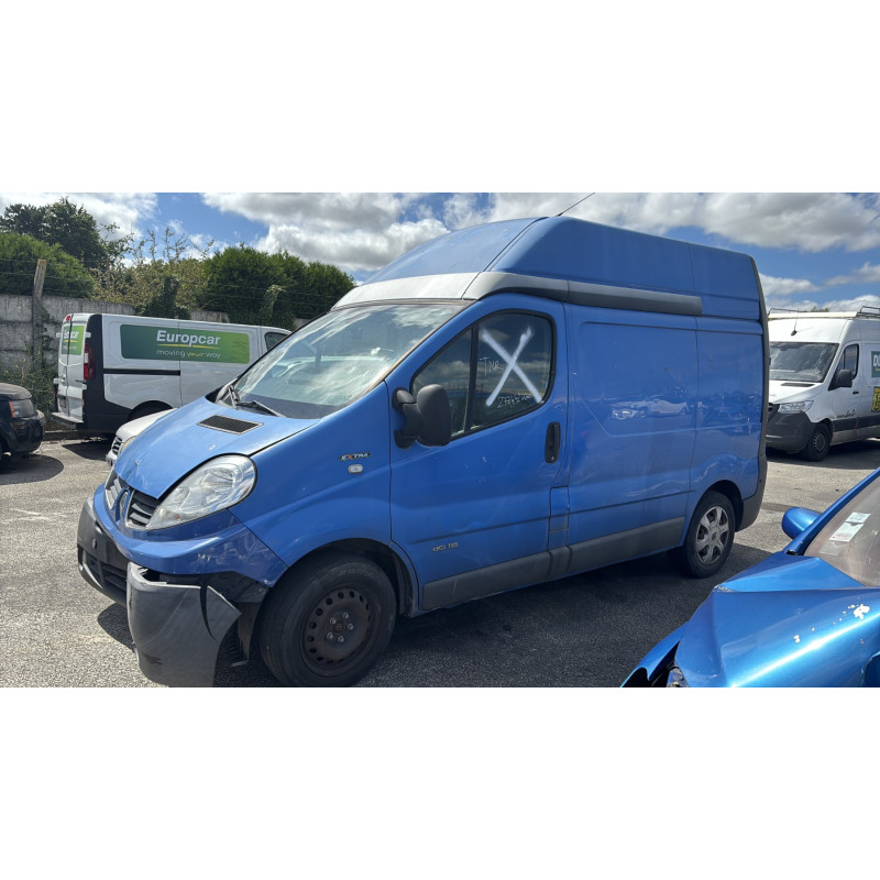 Compresseur clim RENAULT TRAFIC 2 Photo n°11