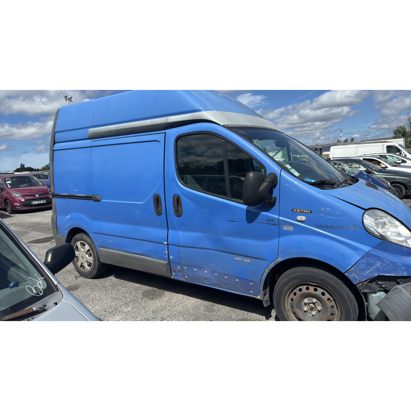 Compresseur clim RENAULT TRAFIC 2 Photo n°12