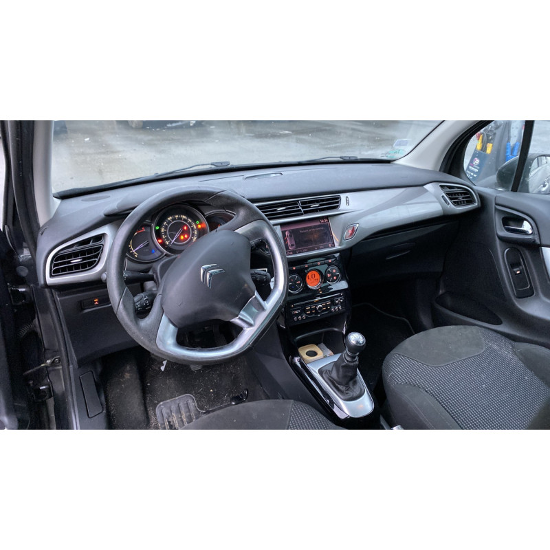 Porte avant droit CITROEN C3 2 Photo n°20