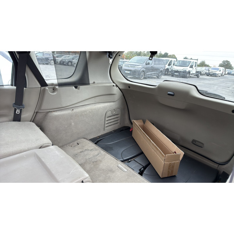 Feu arriere principal droit (feux) RENAULT GRAND SCENIC 2 Photo n°15