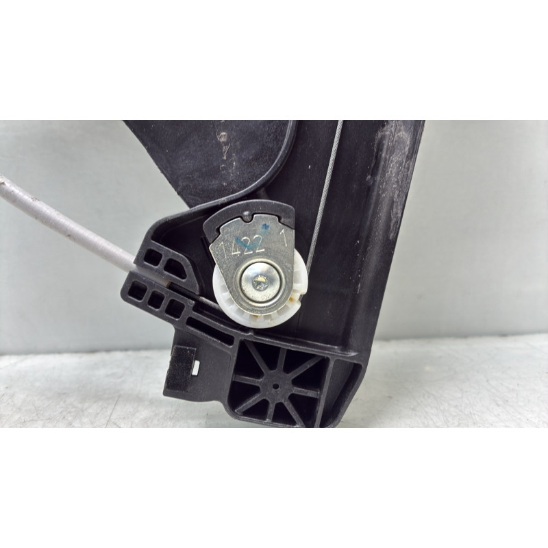 Leve vitre electrique avant gauche PEUGEOT 208 2 Photo n°5