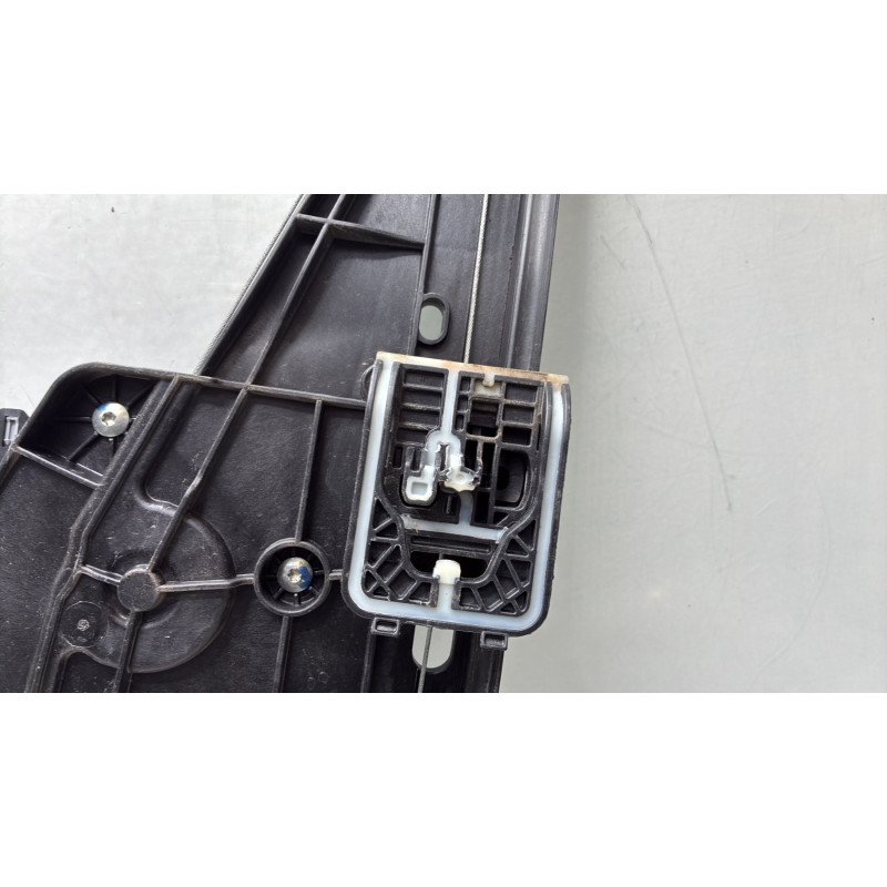 Leve vitre electrique avant gauche PEUGEOT 208 2 Photo n°6