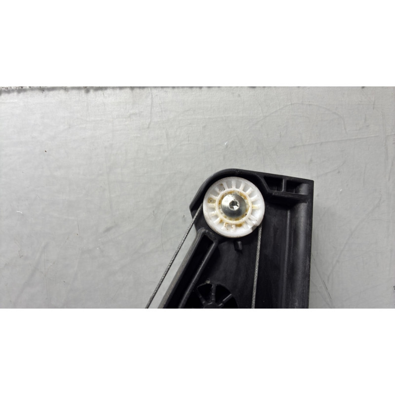 Leve vitre electrique avant gauche PEUGEOT 208 2 Photo n°7