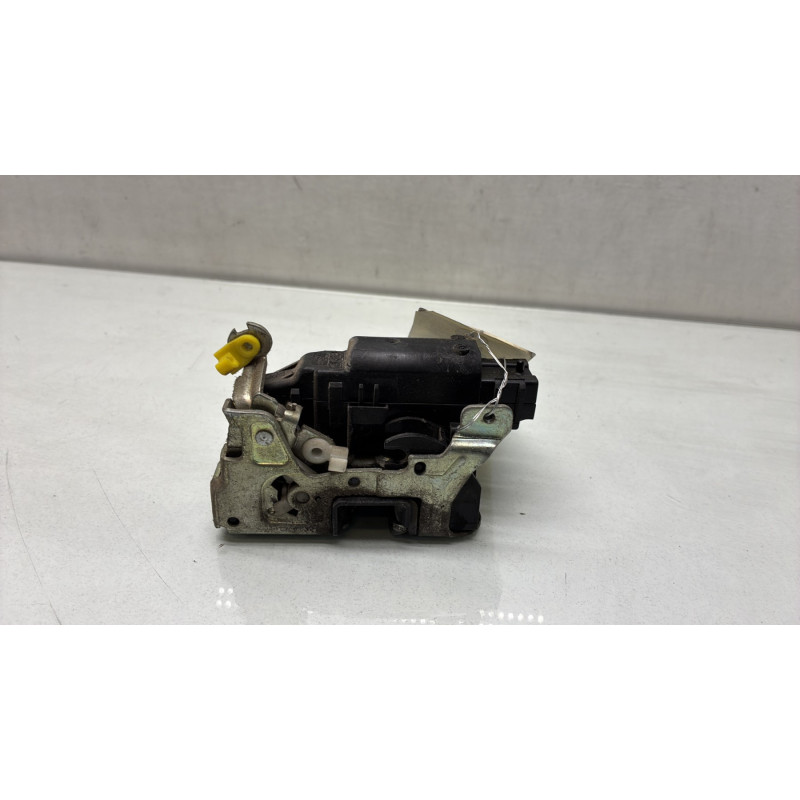 Serrure avant gauche RENAULT MASTER 2 Photo n°4
