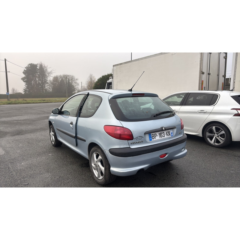 Porte avant gauche PEUGEOT 206 Photo n°10