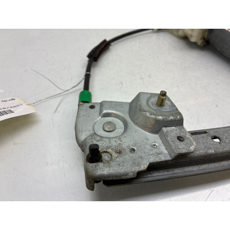 Leve vitre electrique avant droit PEUGEOT 406 Photo n°7