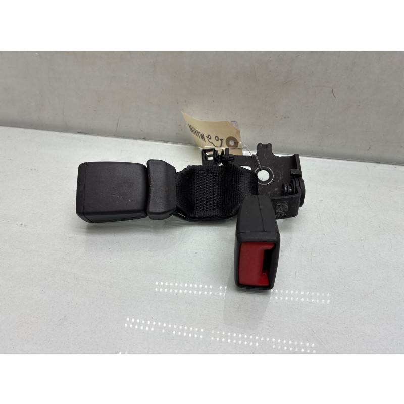 Attache ceinture arriere gauche VOLKSWAGEN POLO 6 Photo n°1