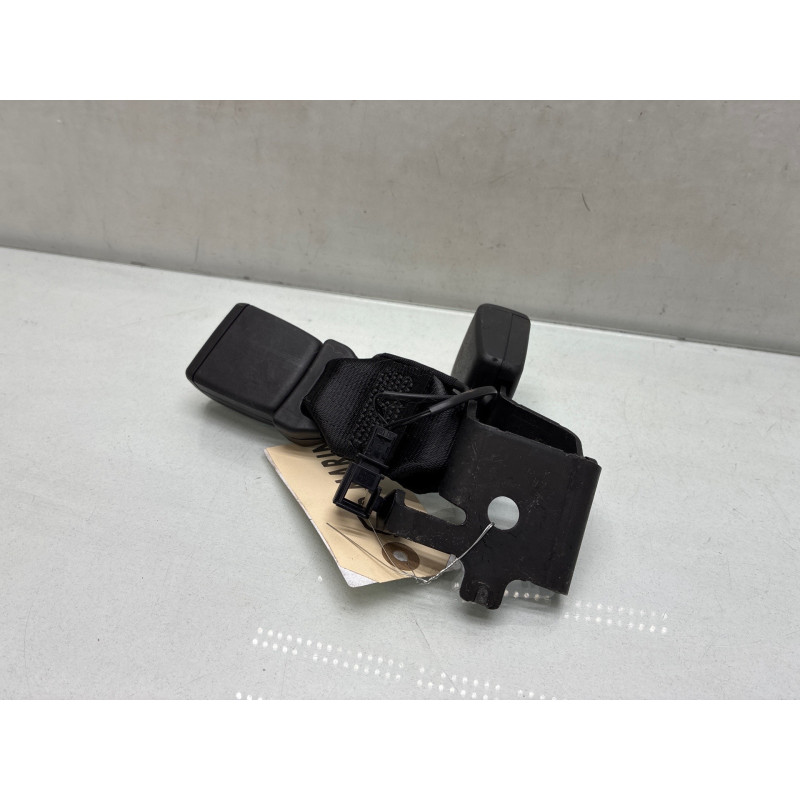 Attache ceinture arriere gauche VOLKSWAGEN POLO 6 Photo n°3